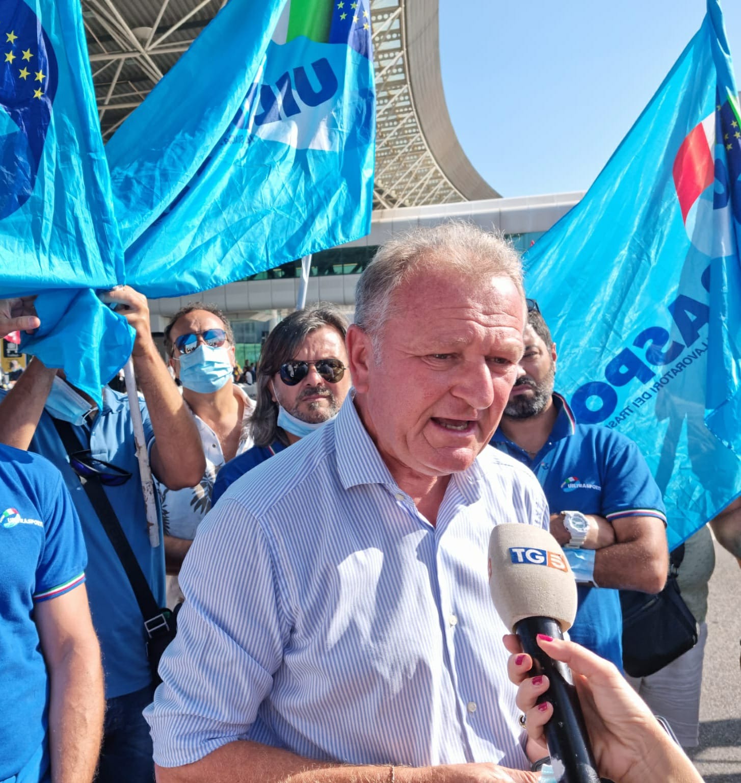 Il Segretario Generale, Claudio Tarlazzi, al TG5 durante lo sciopero generale del trasporto aereo in corso a Fiumicino. [VIDEO]